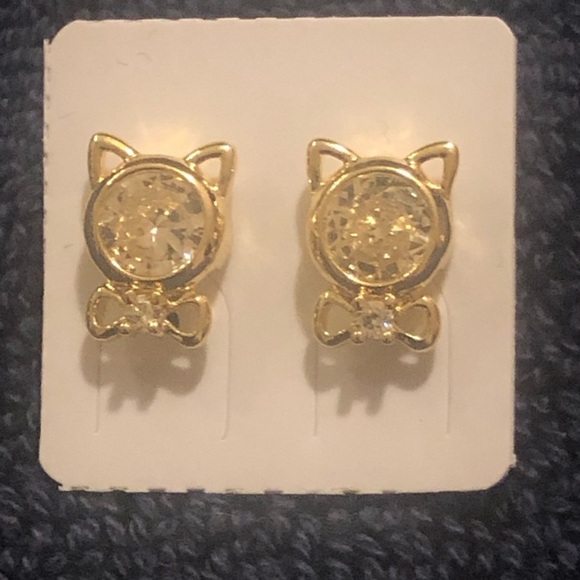 Jewelry - Gold Cat Ear Stud Earrings